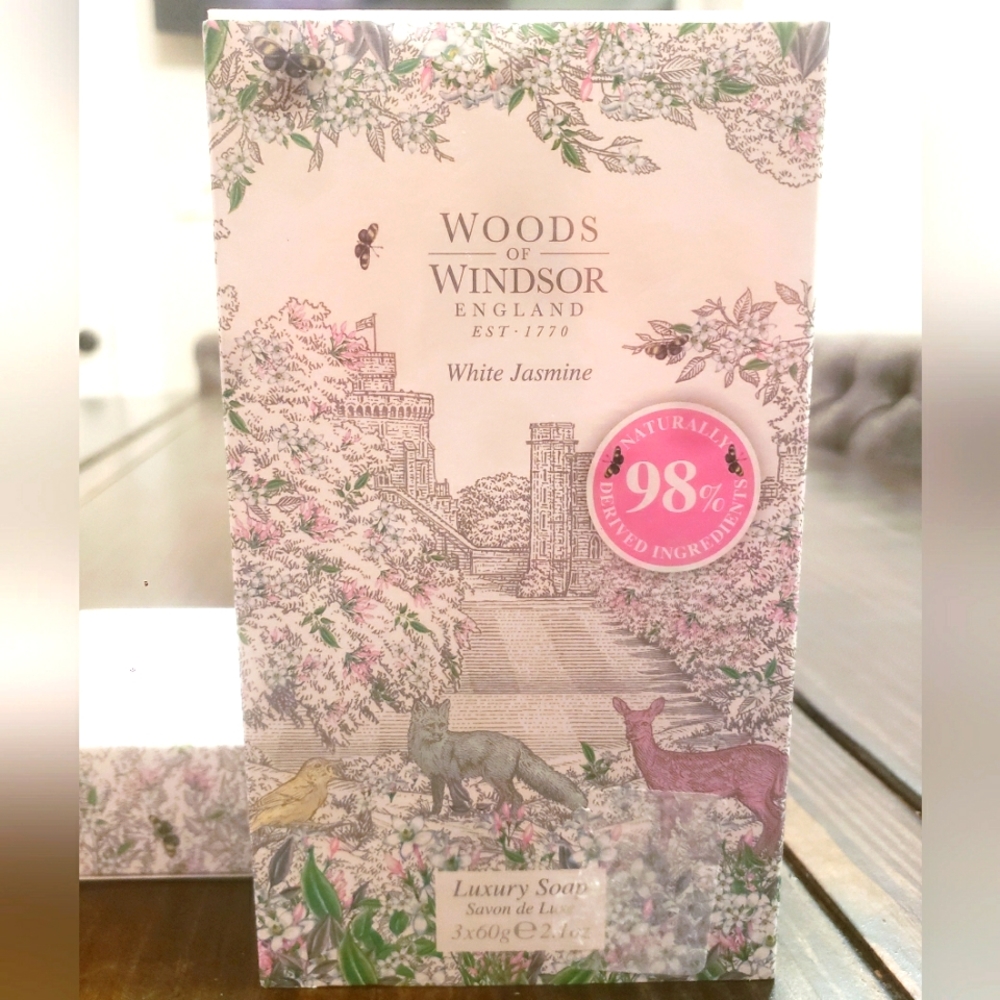 Woods of Windsor Lavender & White Jasmine Luxury 3 pk soap